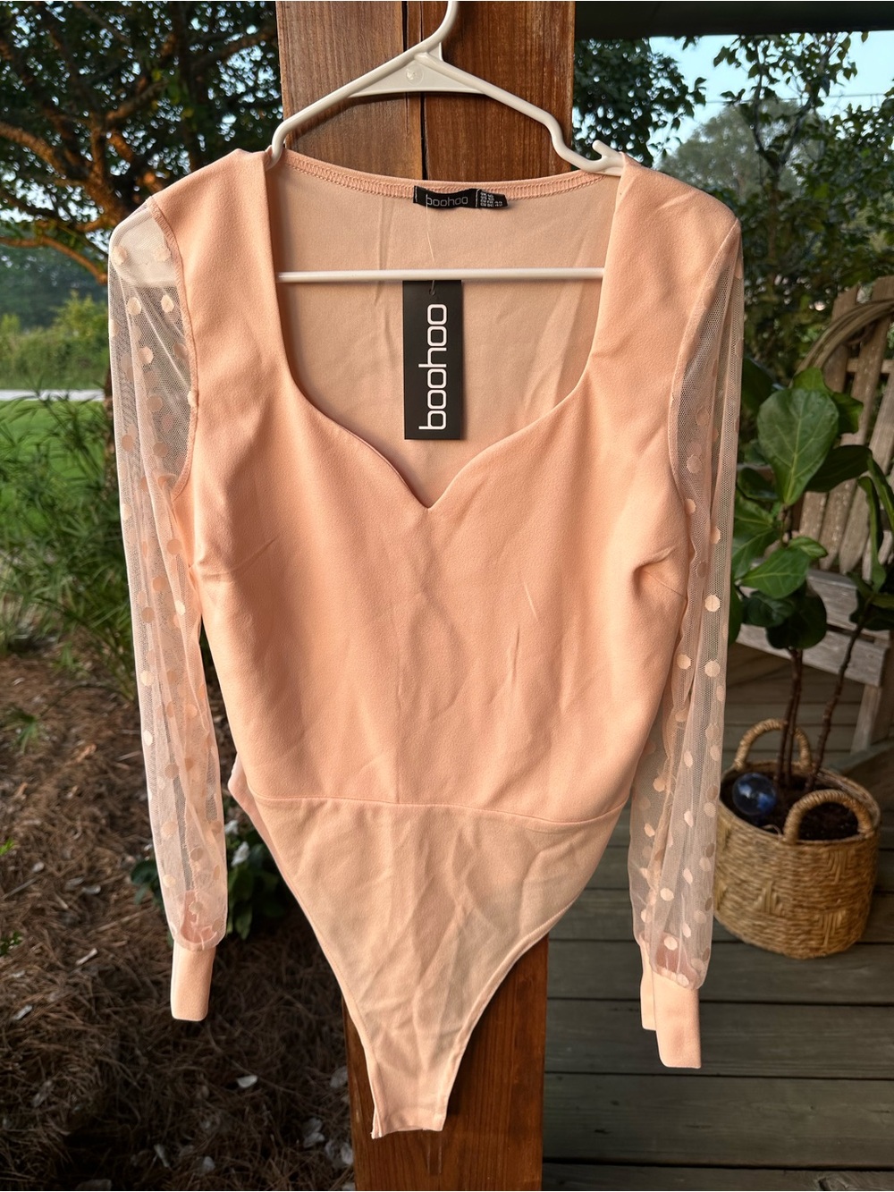 boohoo Peach Polka Dot Mesh Sleeve Bodysuit